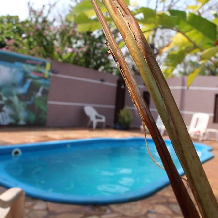 Residencial Noelia Hostel Puerto Iguazú Dış mekan fotoğraf